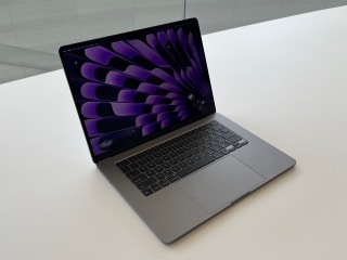 Apple MacBook Air 15-Inch First Impressions: Light, but Still Quite Big